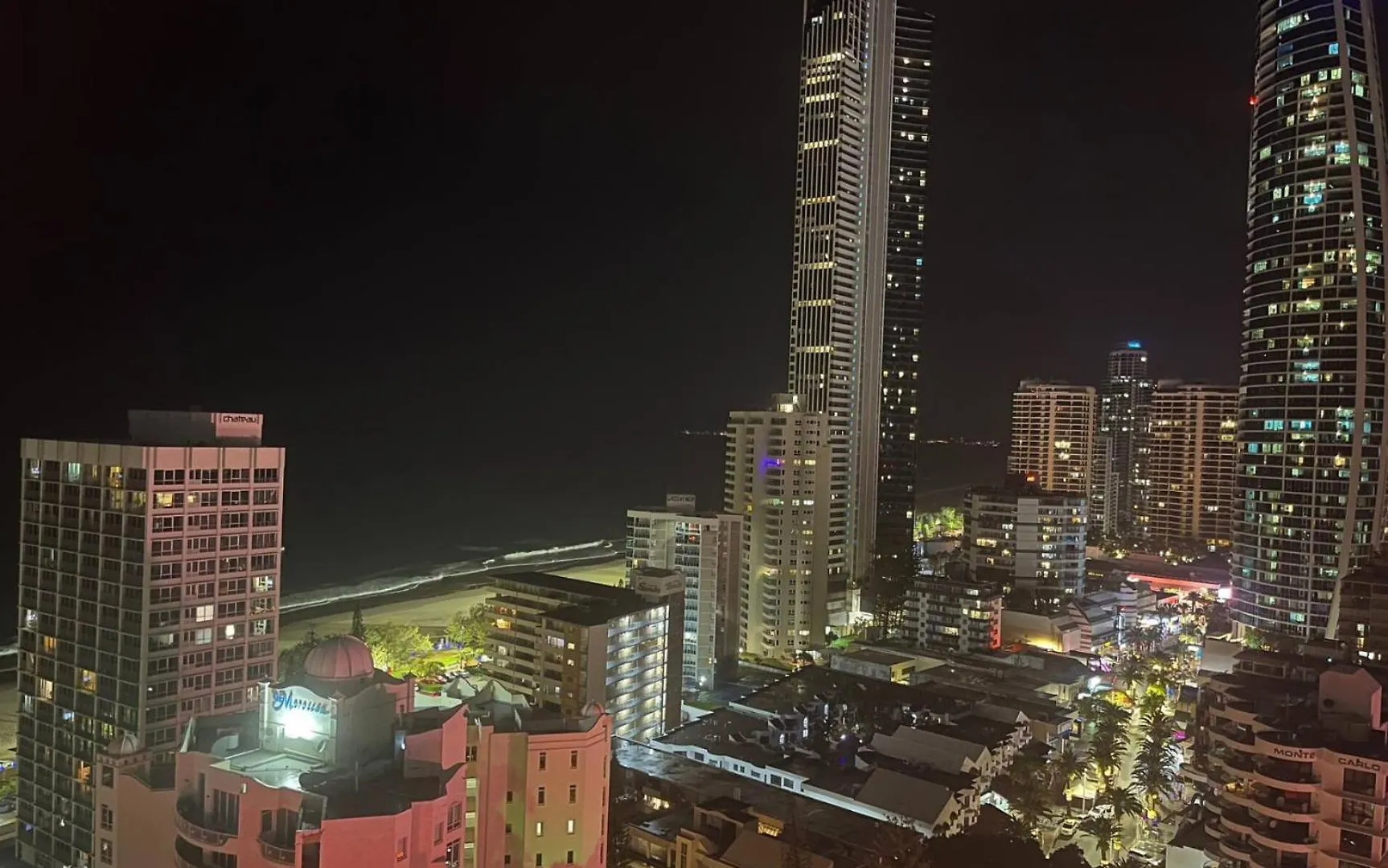 Breathtaking Ocean And City Views Level 20 Gold Coast Australia